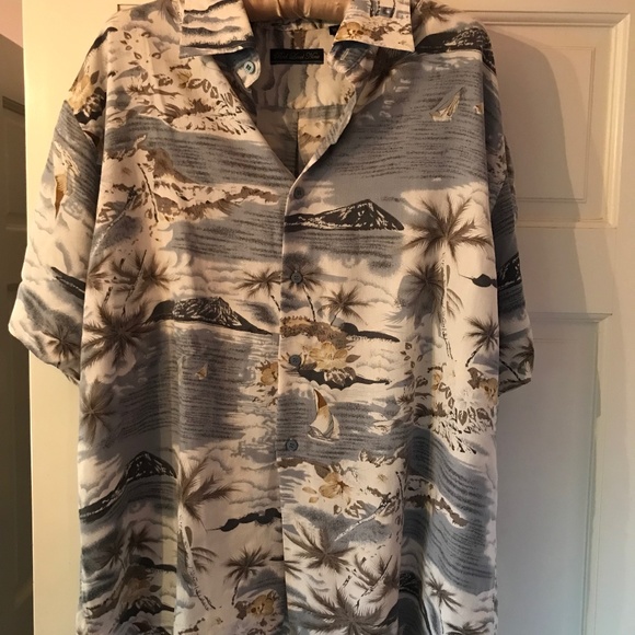 Red Level Nine Hawaiian Shirt - Picture 1 of 3